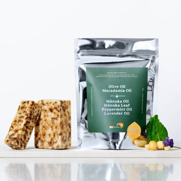 KIWI MANUKA Hand Made/Natural Soap : Hand Cleanse with Manuka Oil